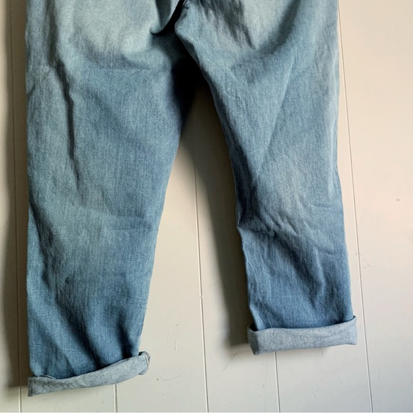LEVIS Distressed Boyfriend Crop Jean Light Wash 32 - Picture 5 of 9